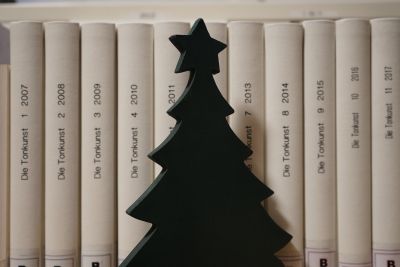 ERSTE WERKE. MUSIKTHEATER IM 21. JAHRHUNDERT 